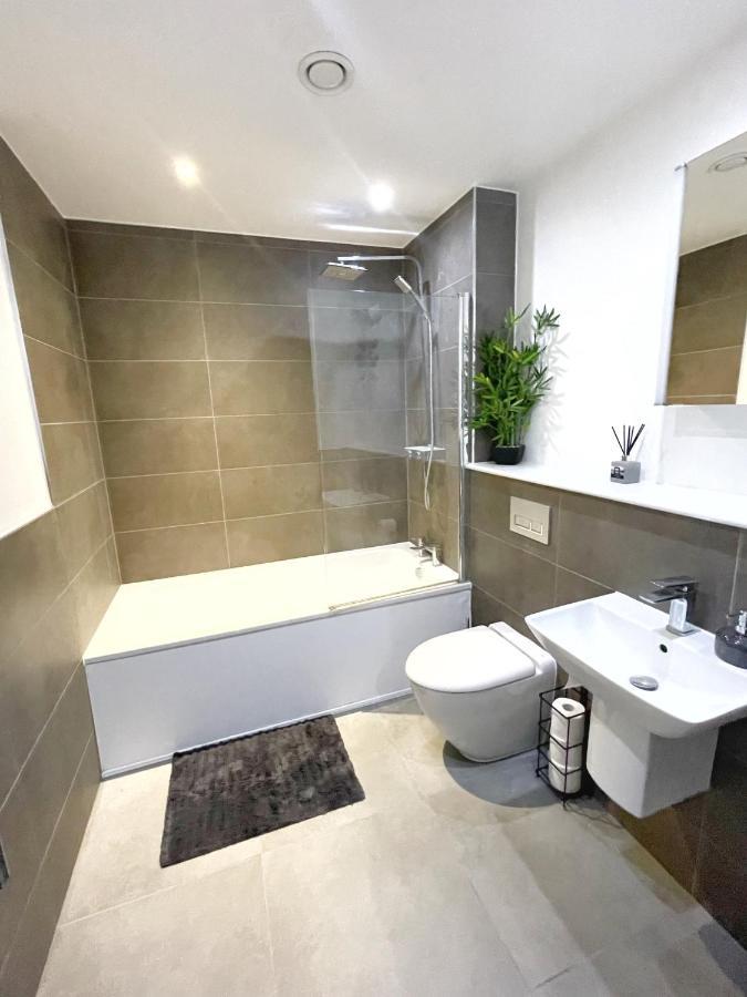 Modern Beach Apartment Southend-on-Sea Ngoại thất bức ảnh